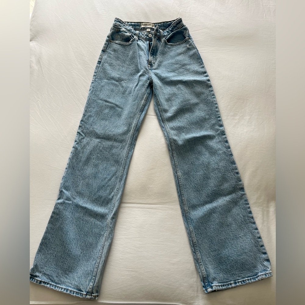 Abercrombie & Fitch Light Blue Relaxed Fit Jeans
